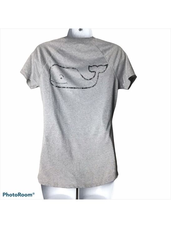 Vineyard Vines Tops - VINEYARD Vines Performance Tee in Gray